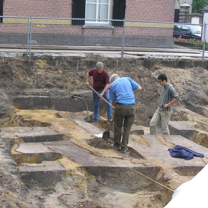 Opgraving bij Latijnse School 2006